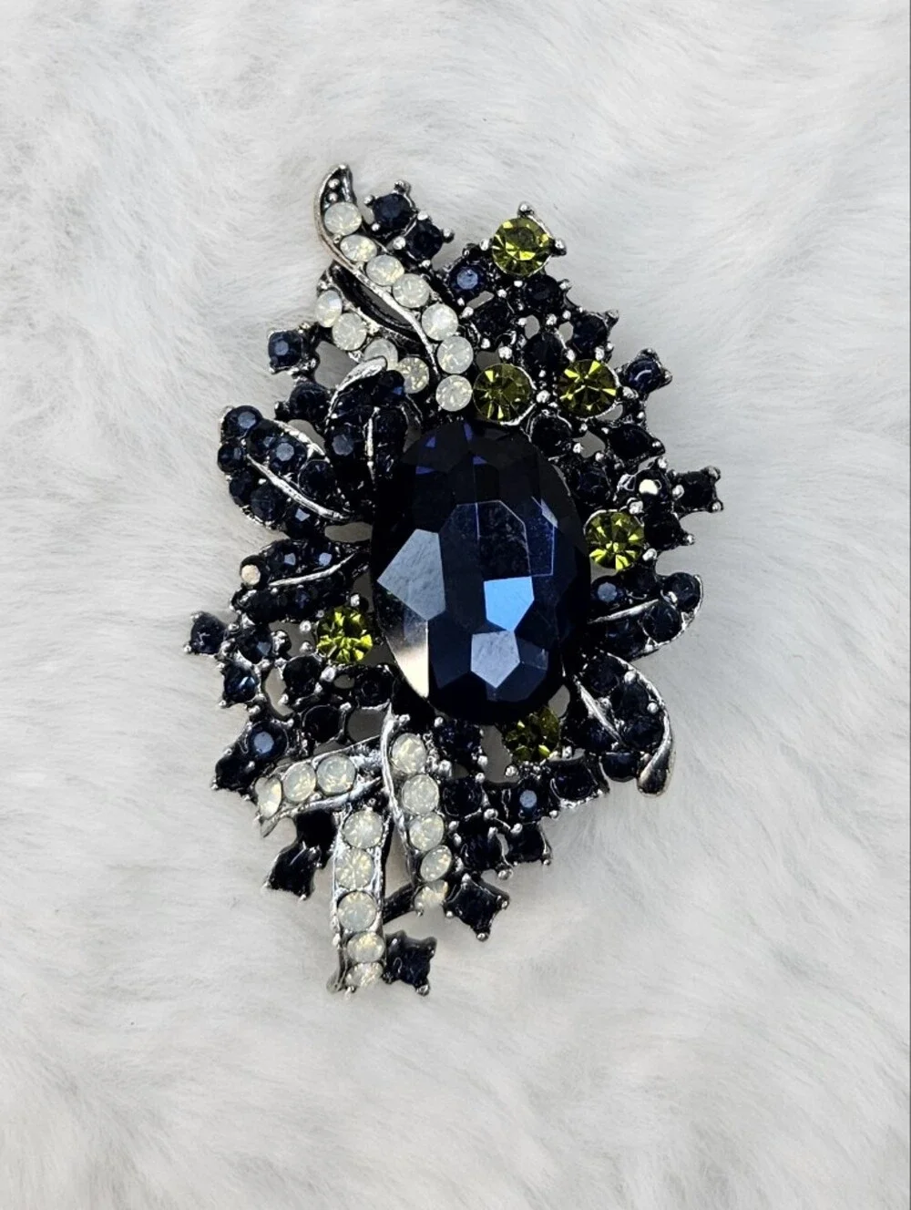 Vintage Style Navy Crystal Brooch Pin with Green Accent